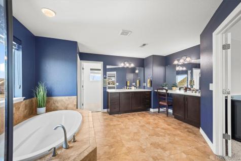 8149 S Blackstone Parkway Aurora CO 80016
