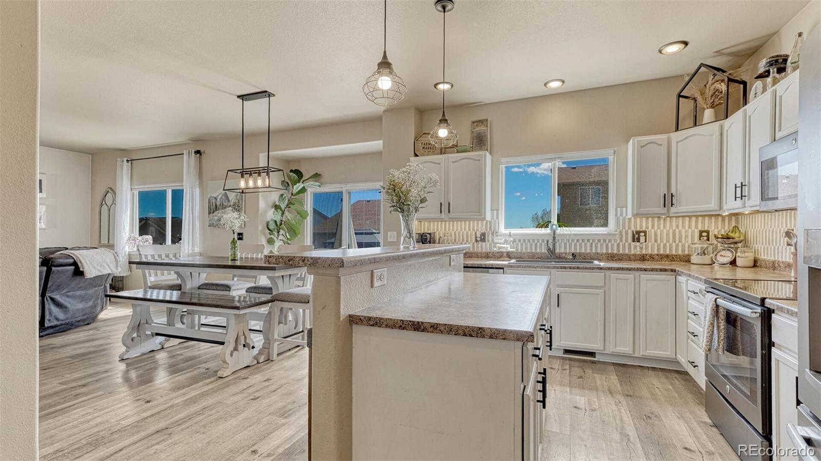 8329 Freestar Way Colorado Springs CO 80925
