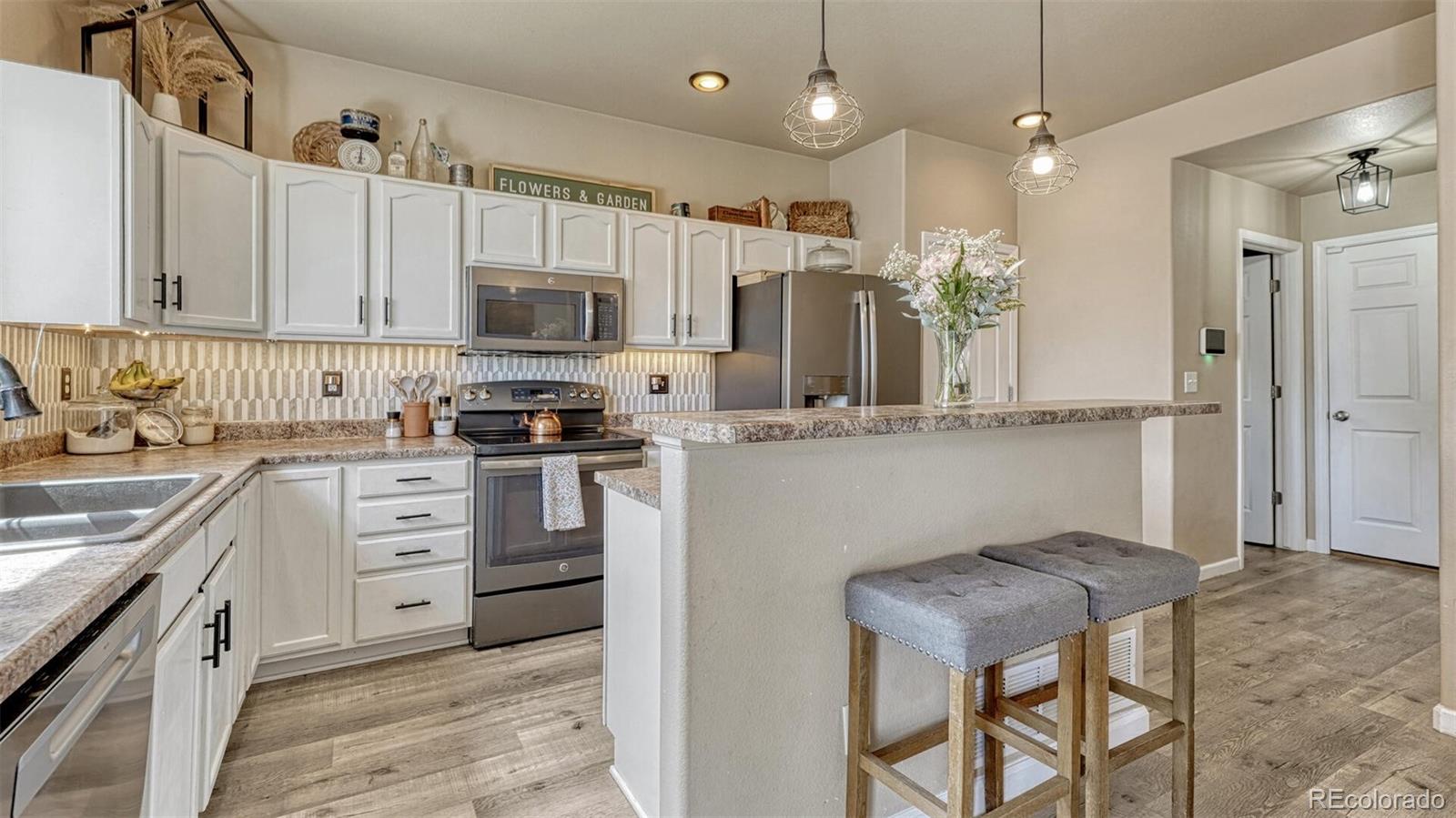 8329 Freestar Way Colorado Springs CO 80925