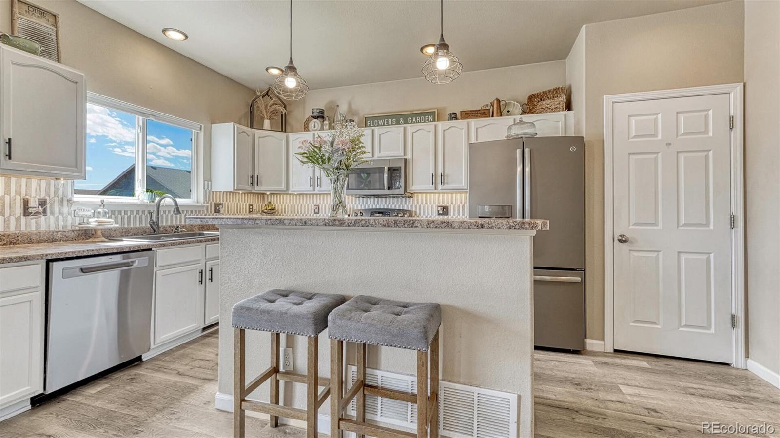 8329 Freestar Way Colorado Springs CO 80925