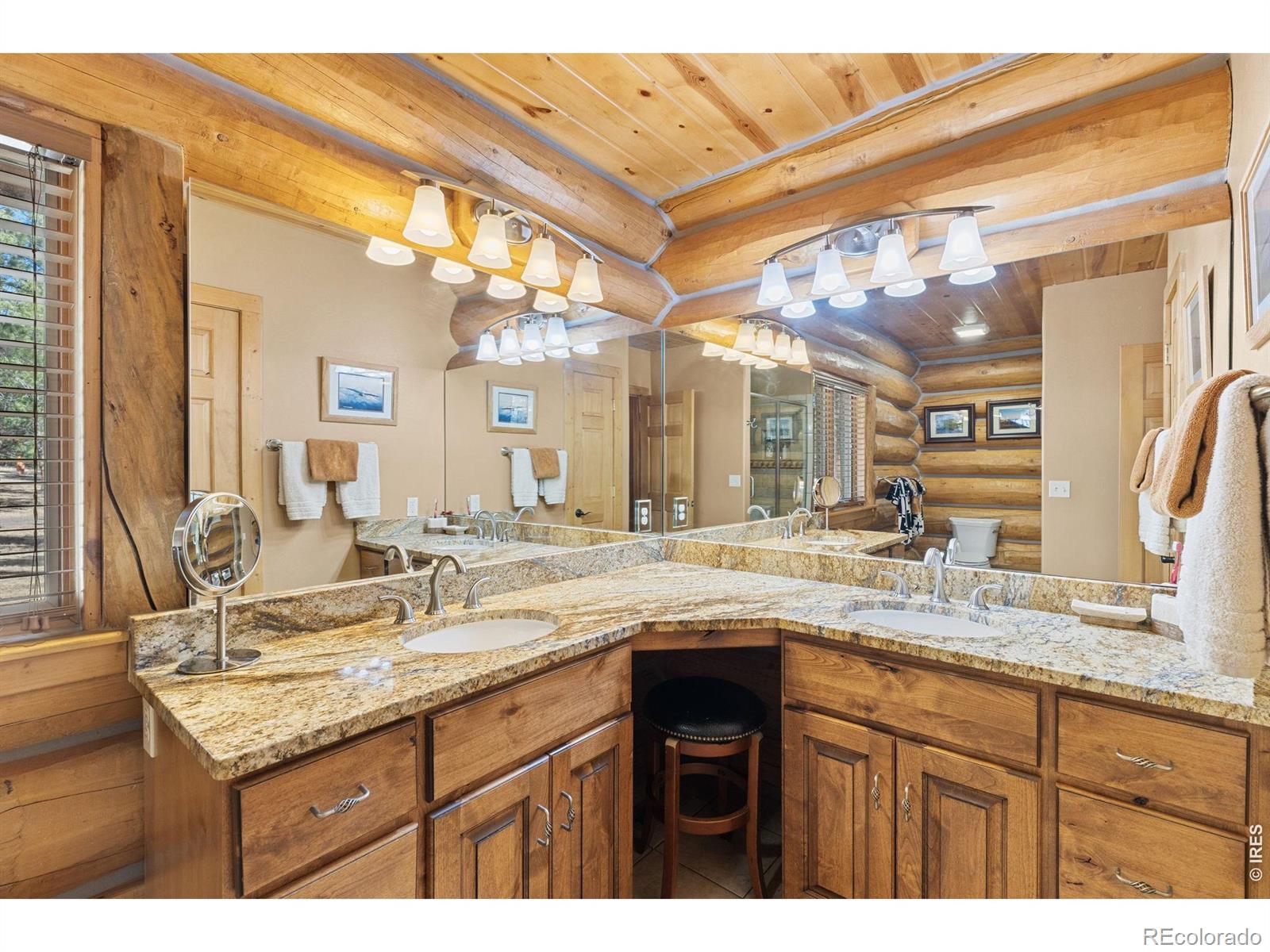 470 Big John Road Lyons CO 80540