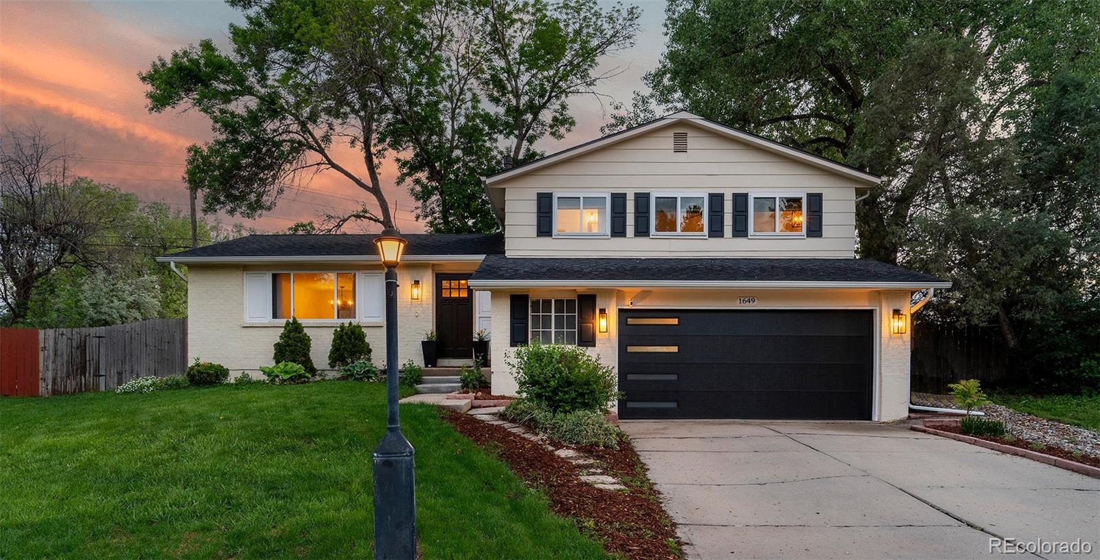 1649 Gillette Court Longmont CO 80501