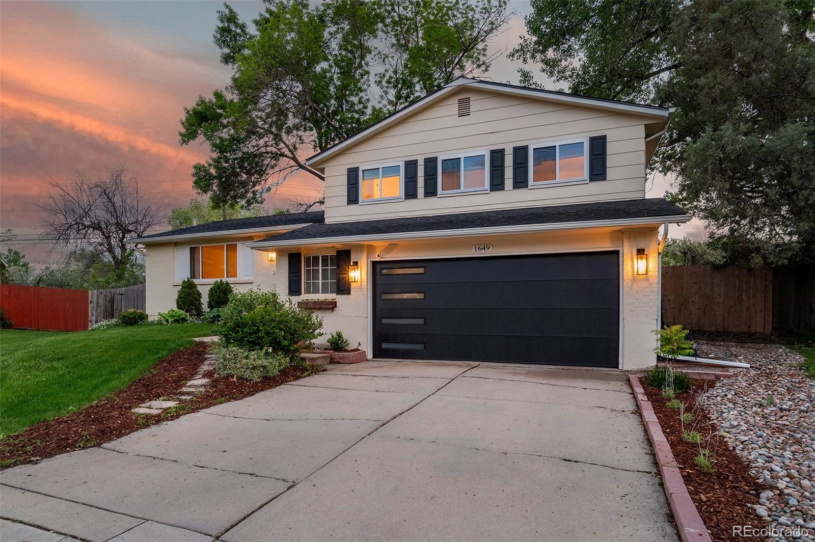1649 Gillette Court Longmont CO 80501