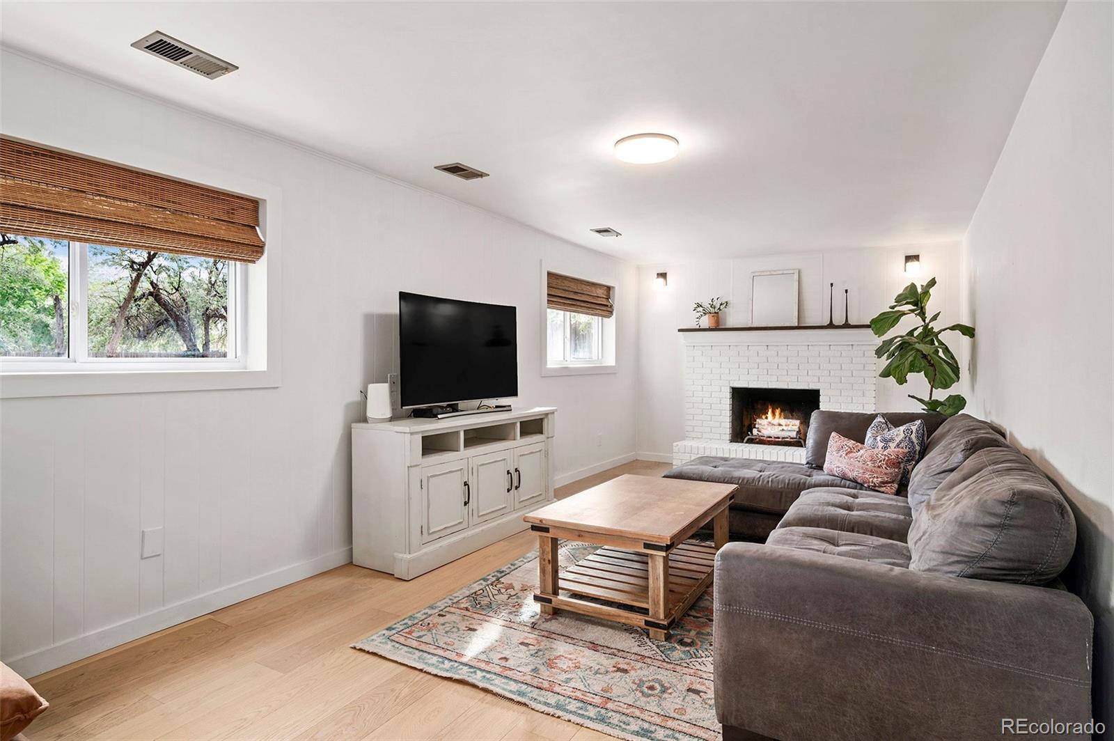 1649 Gillette Court Longmont CO 80501