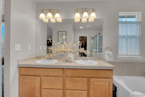 7234 S Kellerman Way Aurora CO 80016