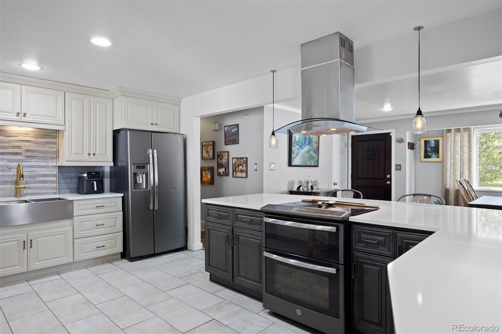 1766 S Cape Street Lakewood CO 80232