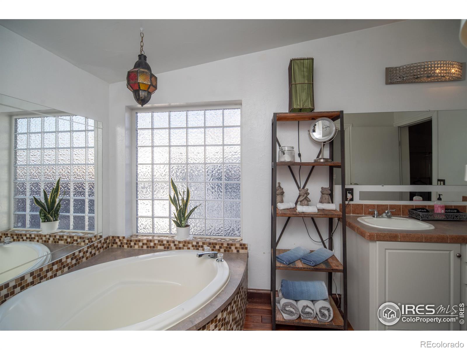 1571 Sheridan Boulevard Lakewood CO 80214