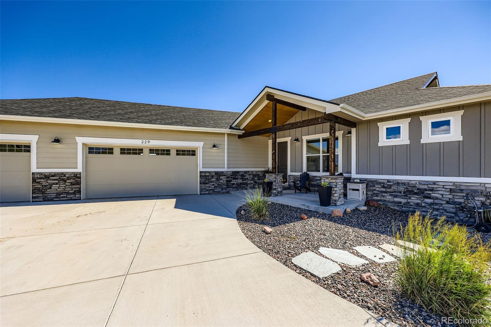 229 High Meadows Loop Elizabeth CO 80107
