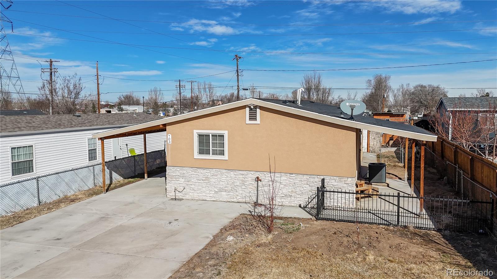 703 Locust Avenue Lochbuie CO 80603