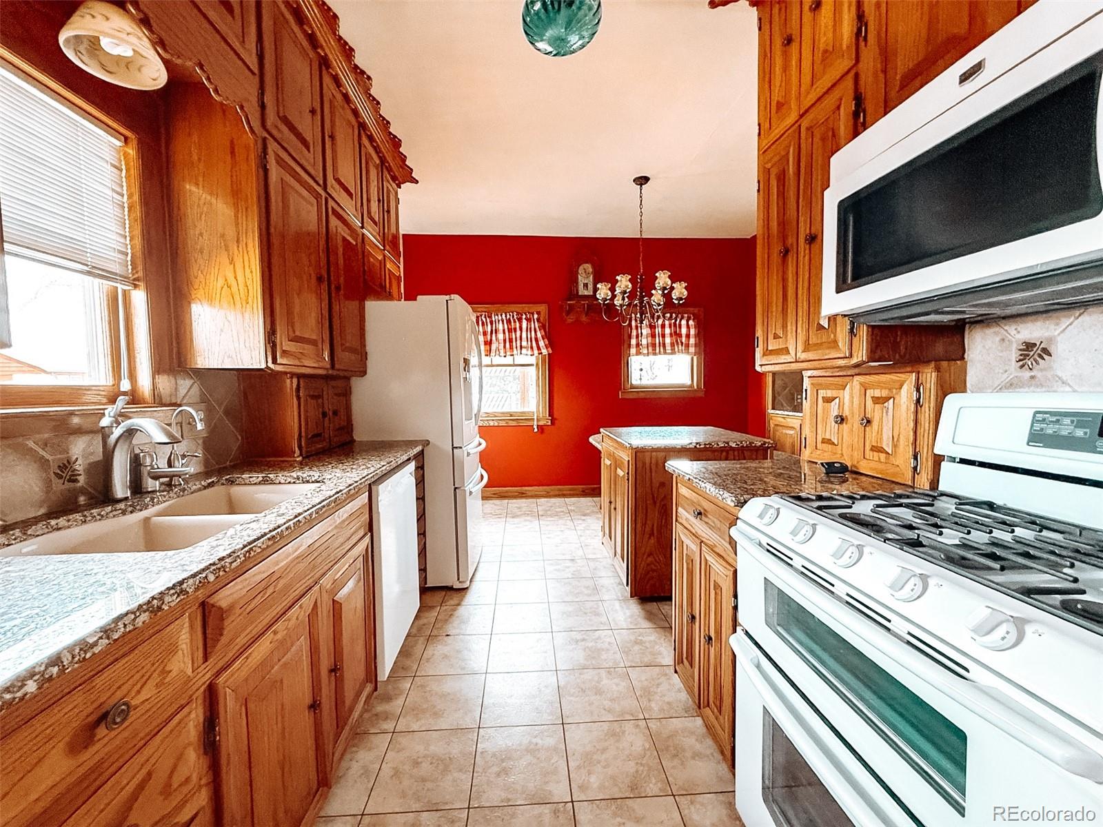 204 W Ash Street Walsh CO 81090