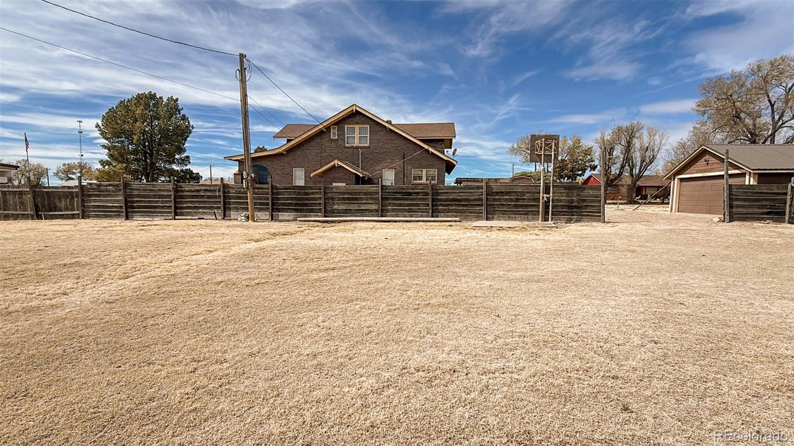 204 W Ash Street Walsh CO 81090