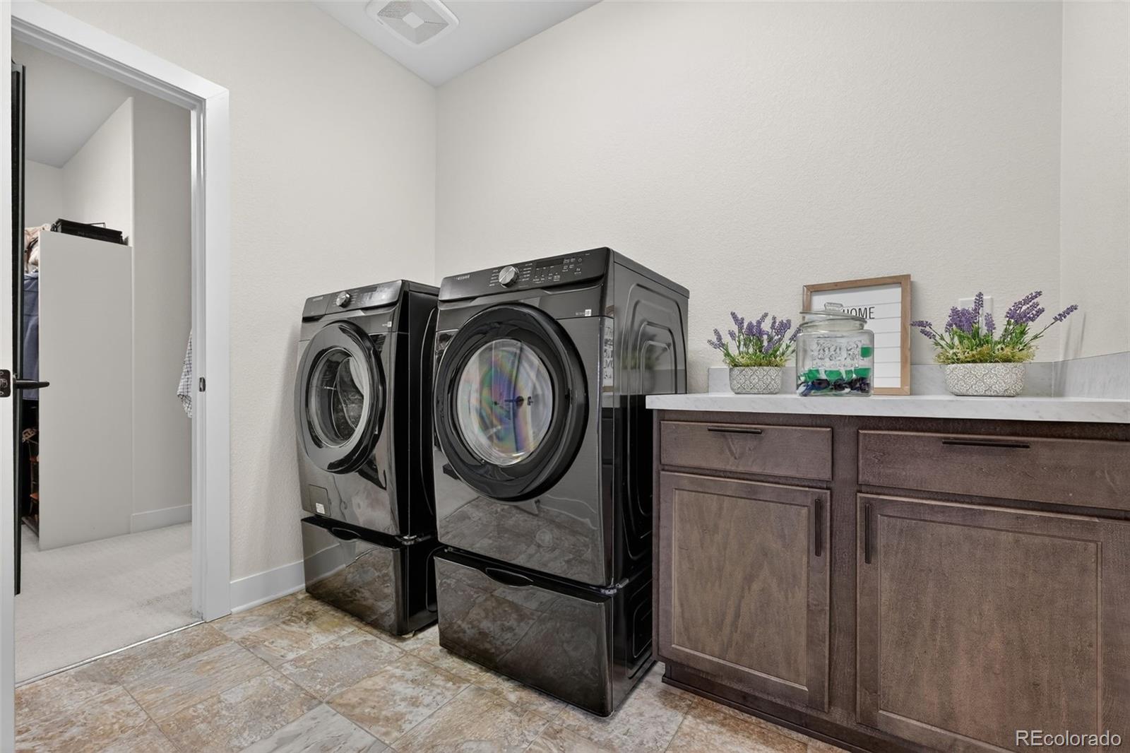 6810 S Valleyhead Court Aurora CO 80016