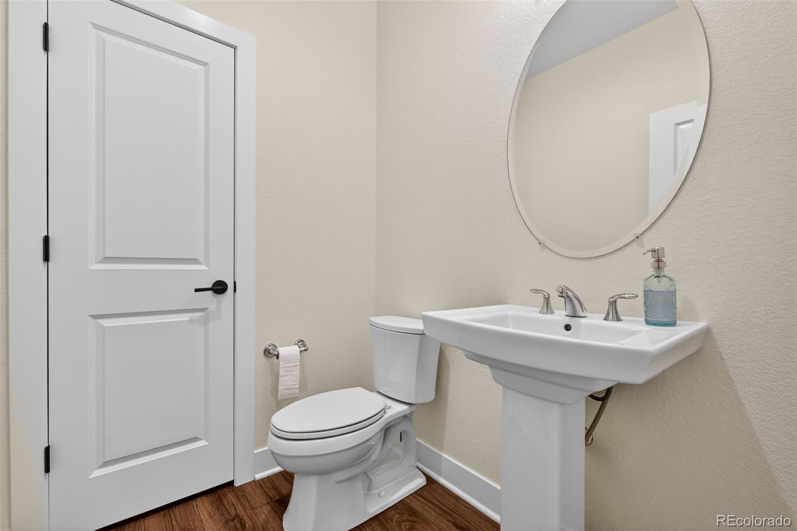 6810 S Valleyhead Court Aurora CO 80016