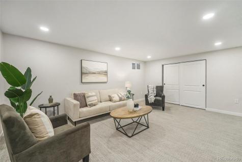 8236 W 71st Place Arvada CO 80004