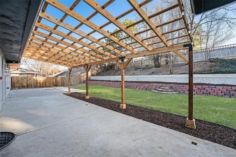 8236 W 71st Place Arvada CO 80004