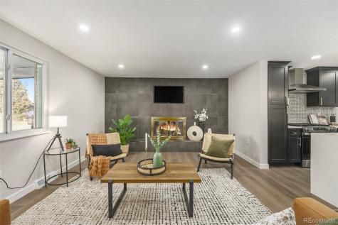 8236 W 71st Place Arvada CO 80004