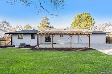 8236 W 71st Place Arvada CO 80004