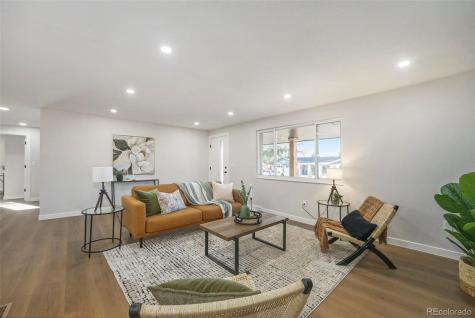 8236 W 71st Place Arvada CO 80004