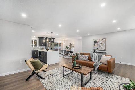 8236 W 71st Place Arvada CO 80004