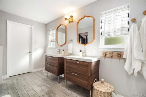 15810 Arkansas Drive Aurora CO 80017