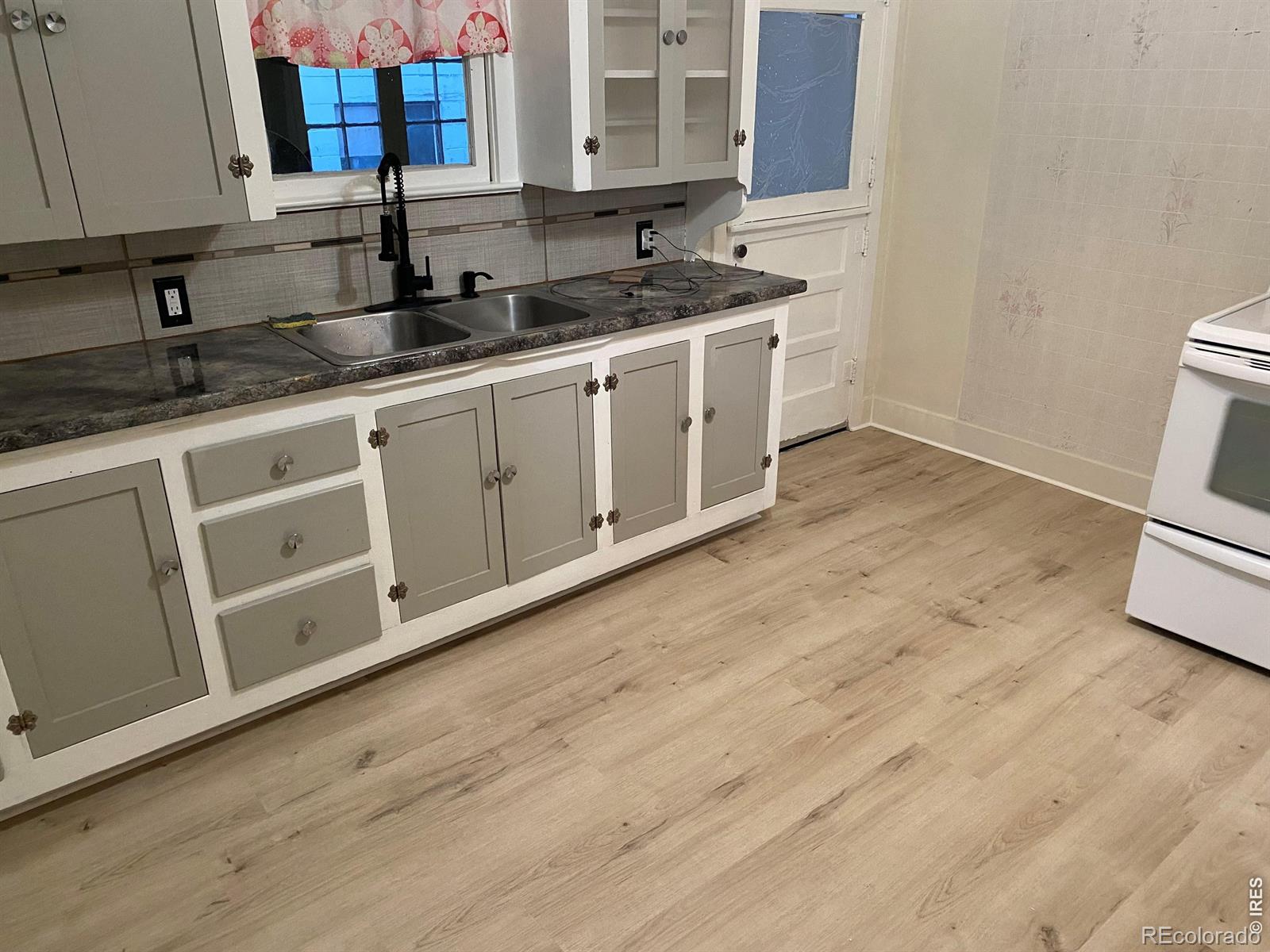 135 Cleveland Avenue Loveland CO 80537