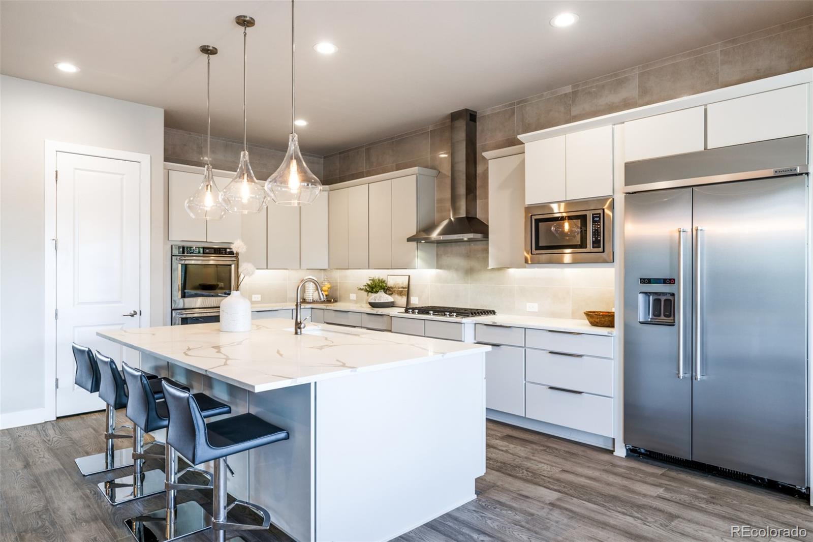 27681 E Lakeview Drive Aurora CO 80016