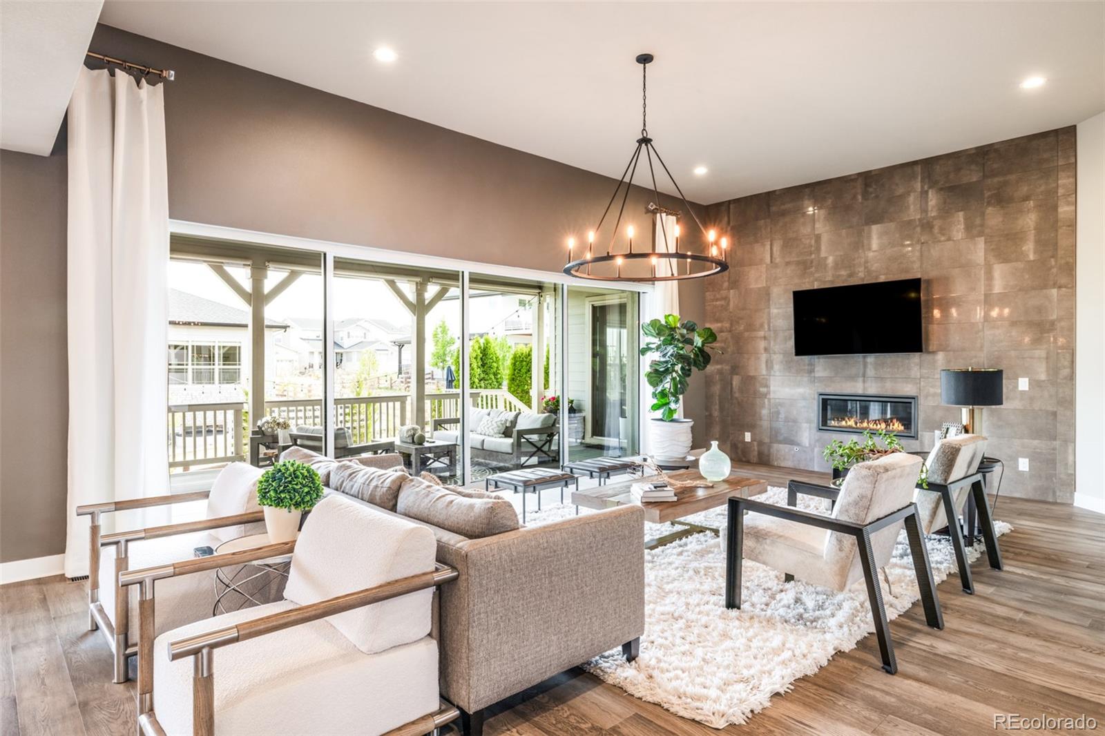27681 E Lakeview Drive Aurora CO 80016