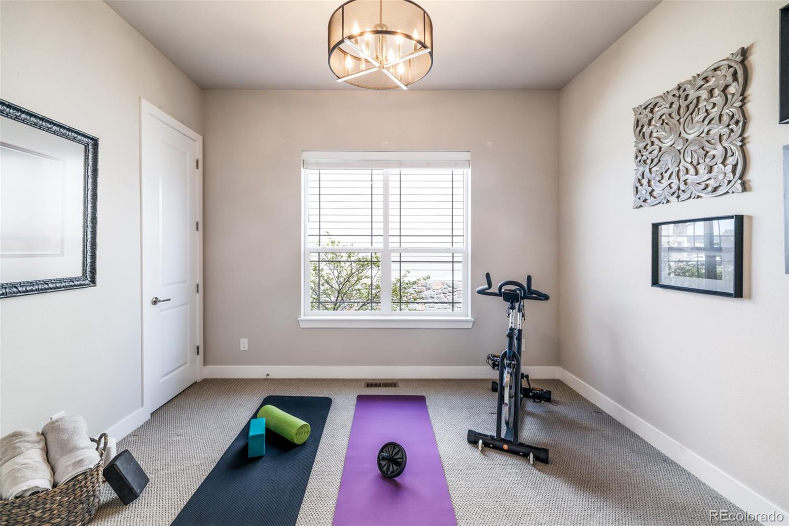 27681 E Lakeview Drive Aurora CO 80016