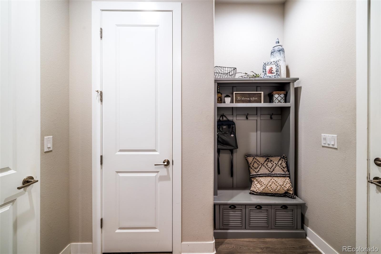 27681 E Lakeview Drive Aurora CO 80016