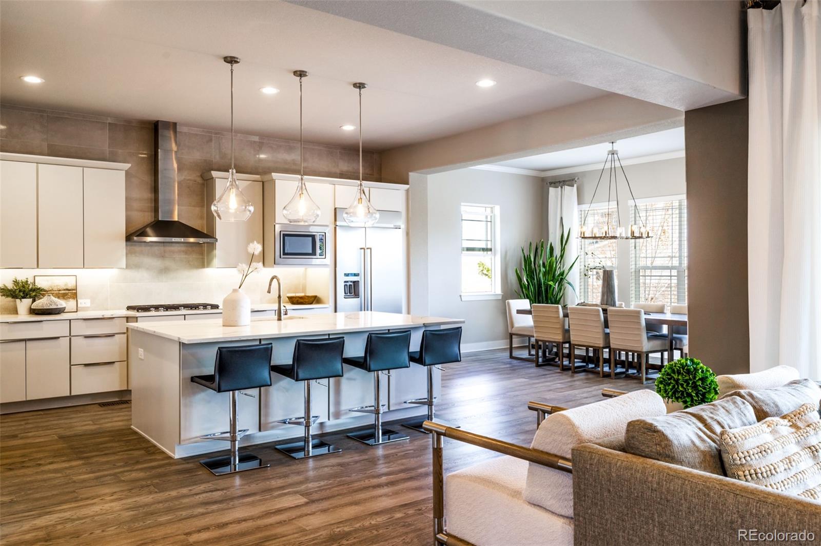 27681 E Lakeview Drive Aurora CO 80016