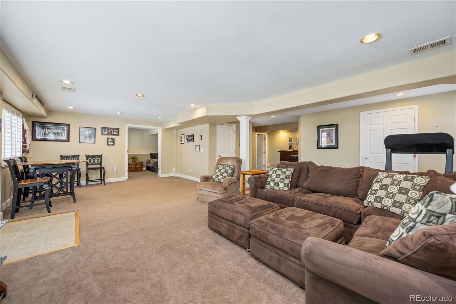 9685 Cherryvale Drive Highlands Ranch CO 80126