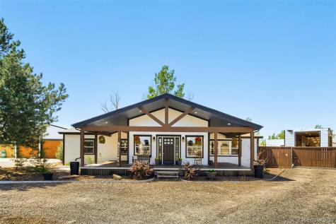 611 Pinyon Circle Lochbuie CO 80603