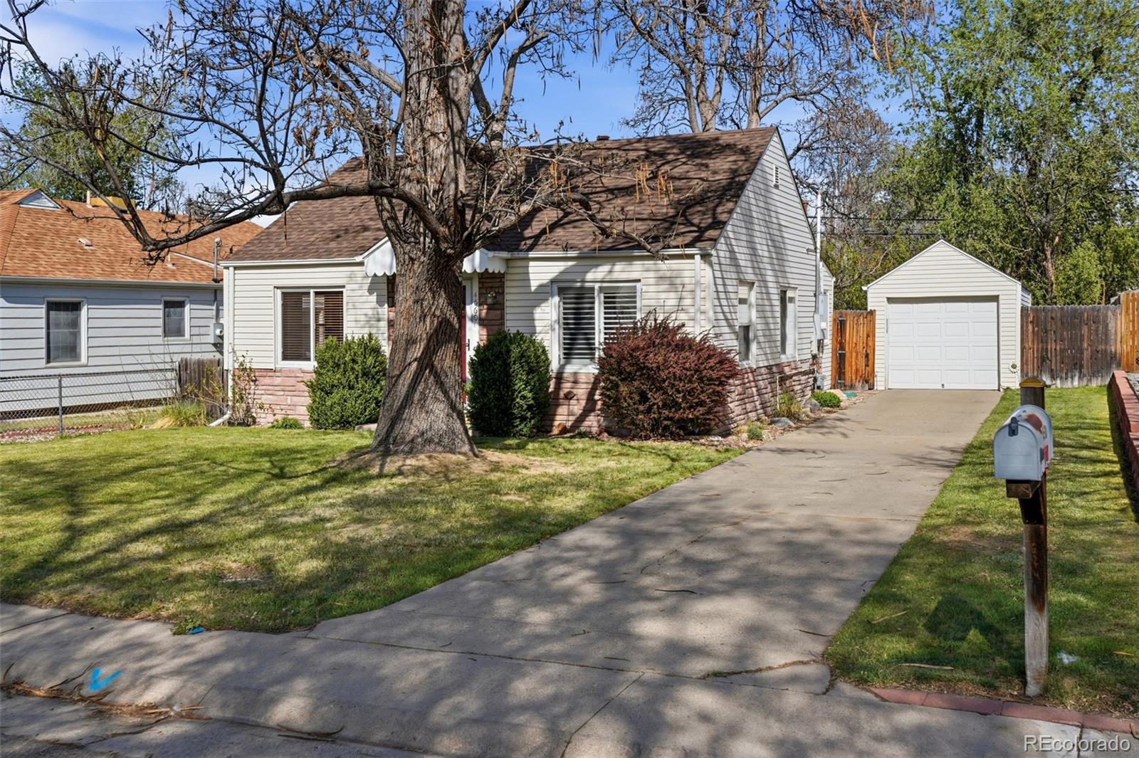 4560 S Washington Street Englewood CO 80113