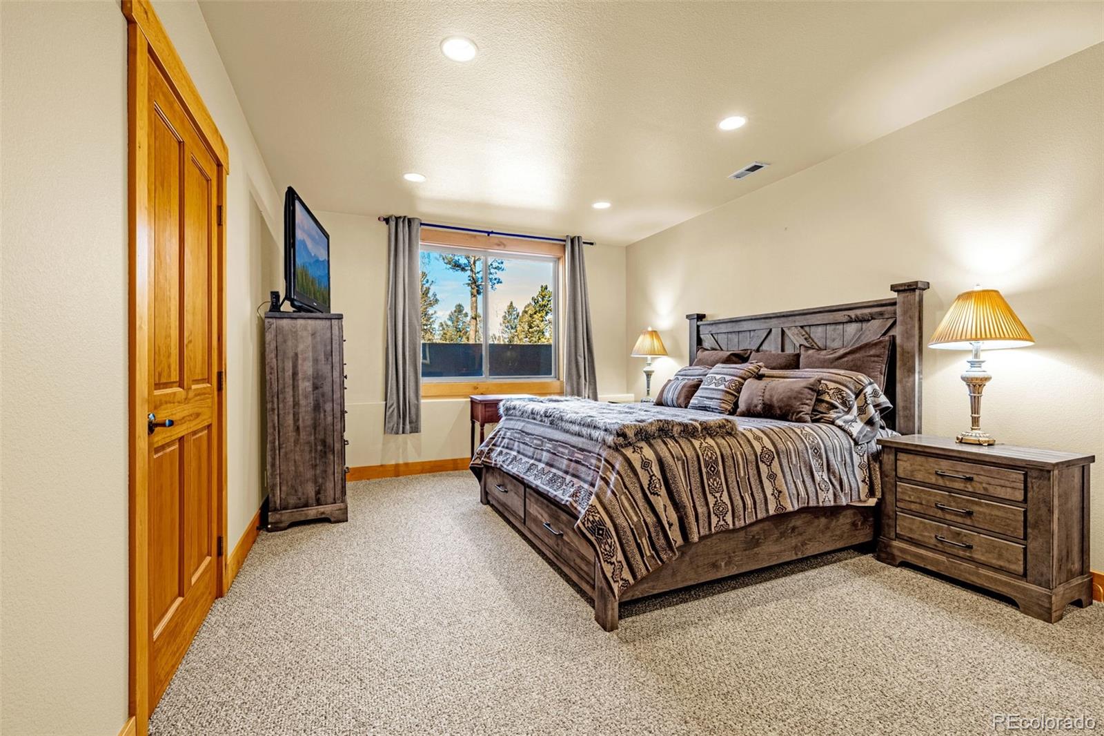 2638 N Mountain Estates Road Florissant CO 80816