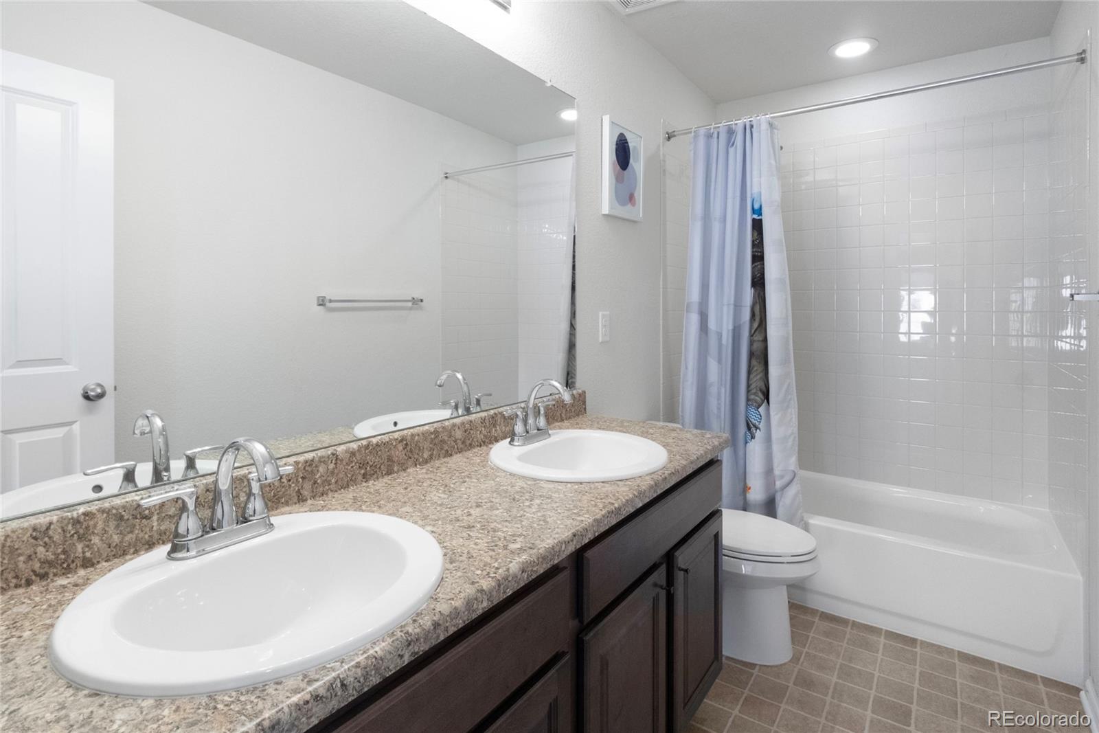 25380 E Aberdeen Drive Aurora CO 80016