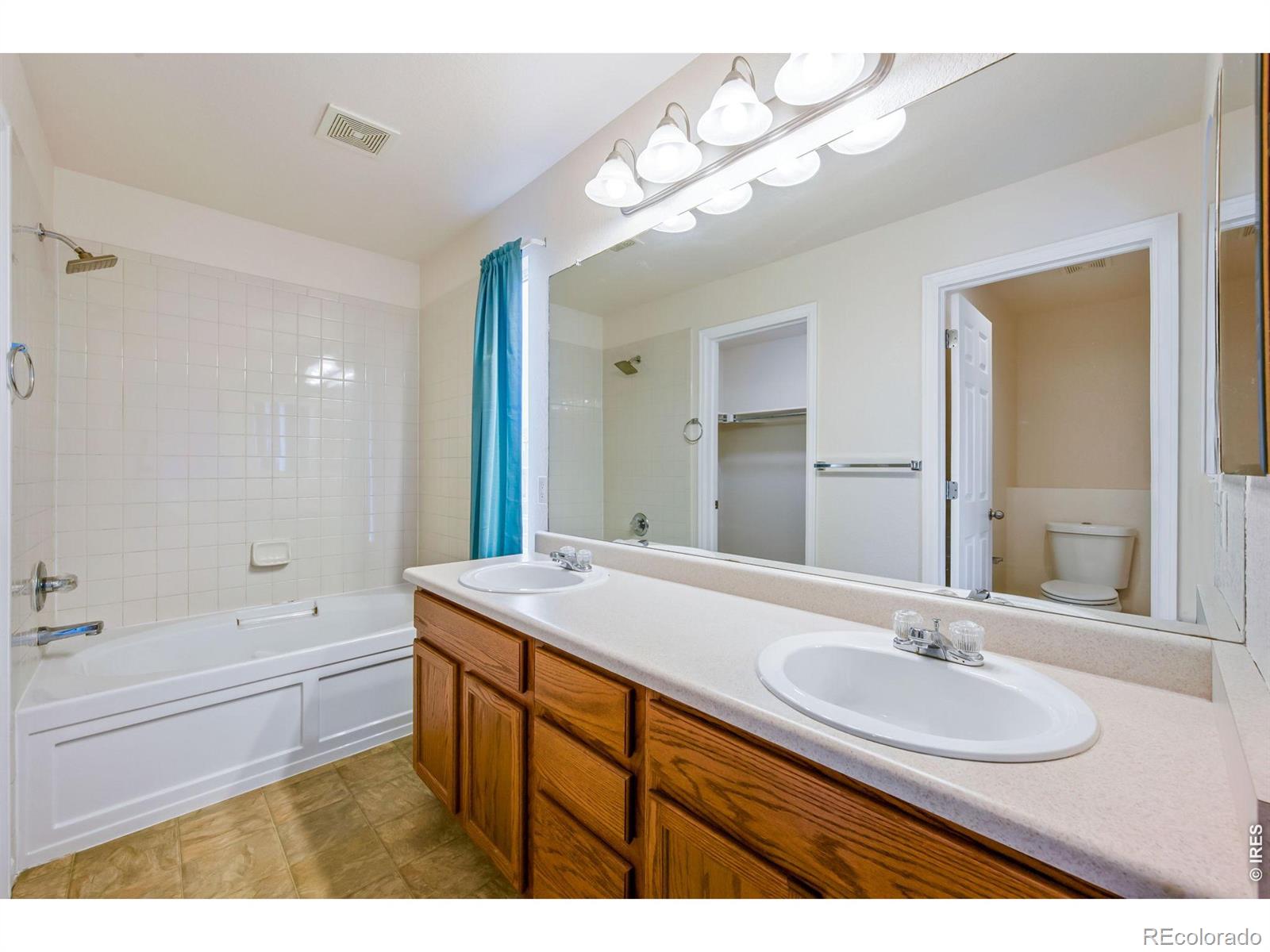 426 Heritage Lane Johnstown CO 80534
