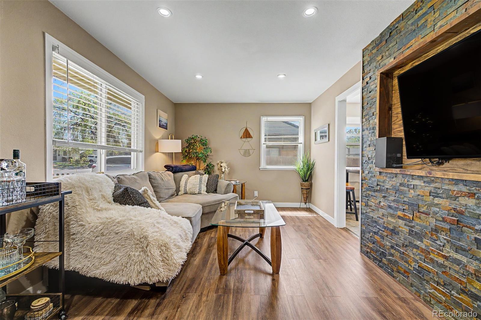 795 Ironton Street Aurora CO 80010