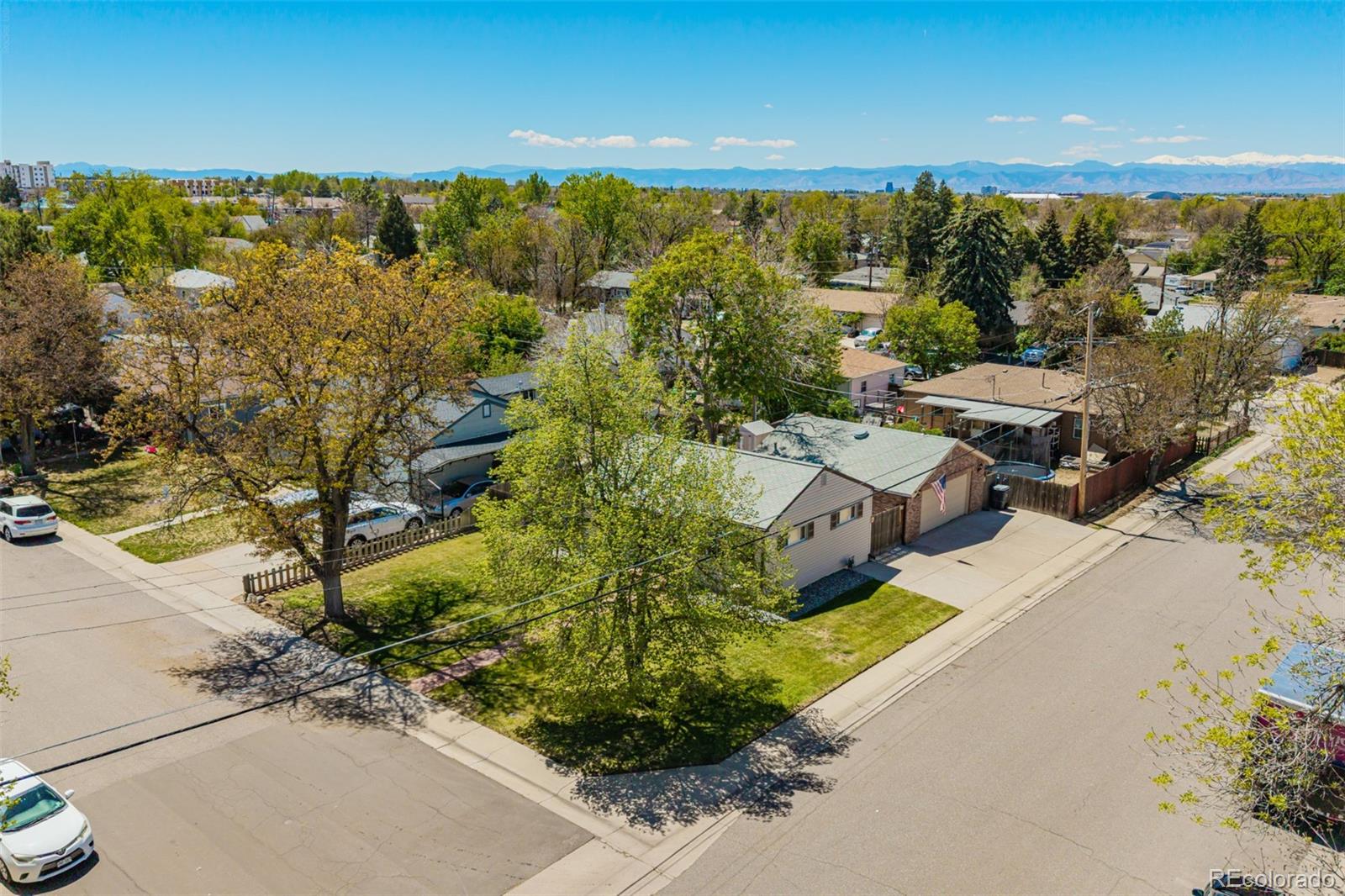 795 Ironton Street Aurora CO 80010