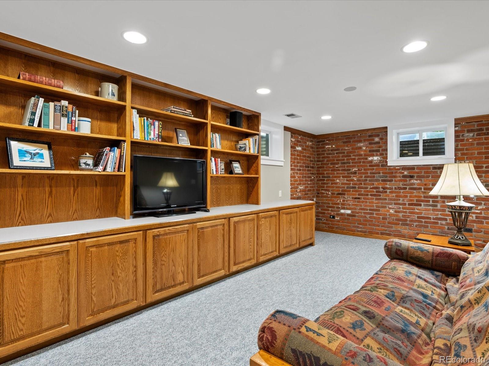 1827 S Fairfax Street Denver CO 80222