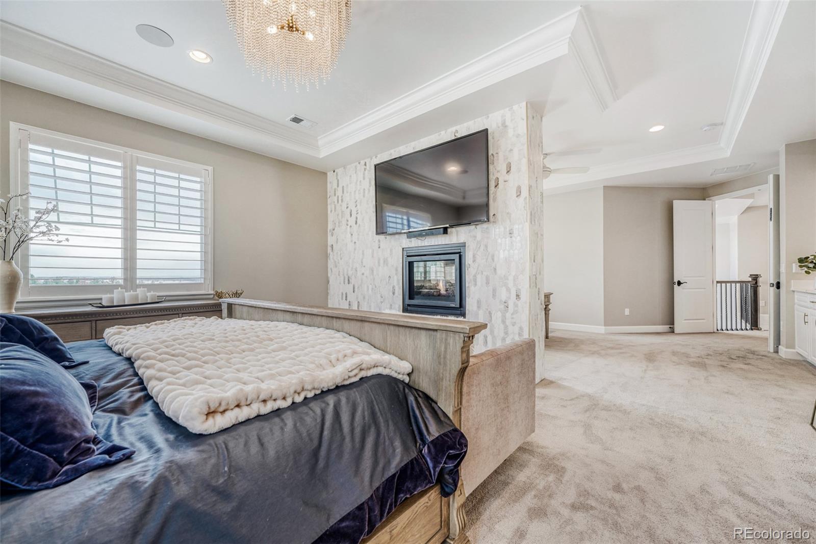 9876 Crimson Oak Court Parker CO 80134