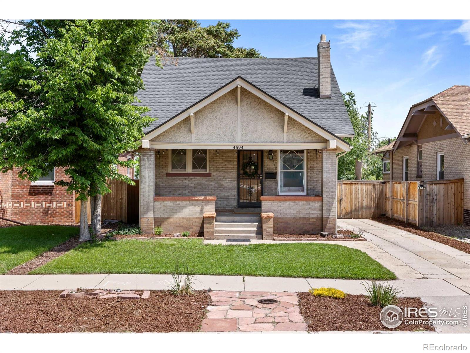 4594 Beach Court Denver CO 80211