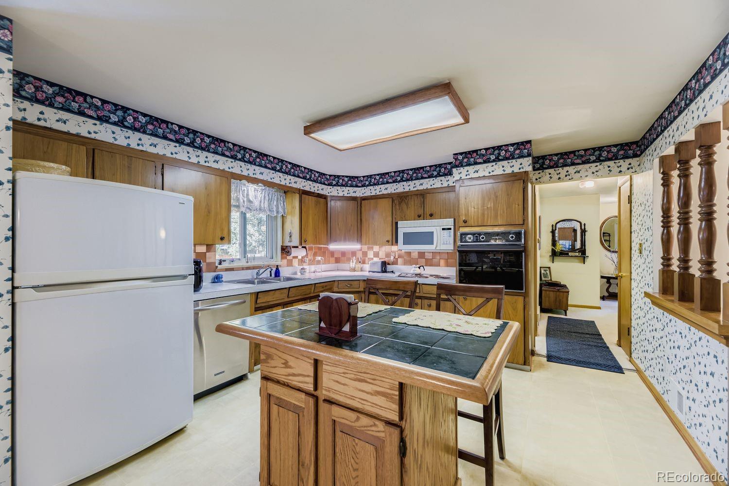 223 Nome Street Aurora CO 80010