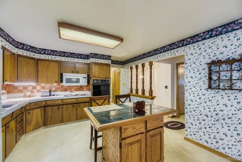 223 Nome Street Aurora CO 80010