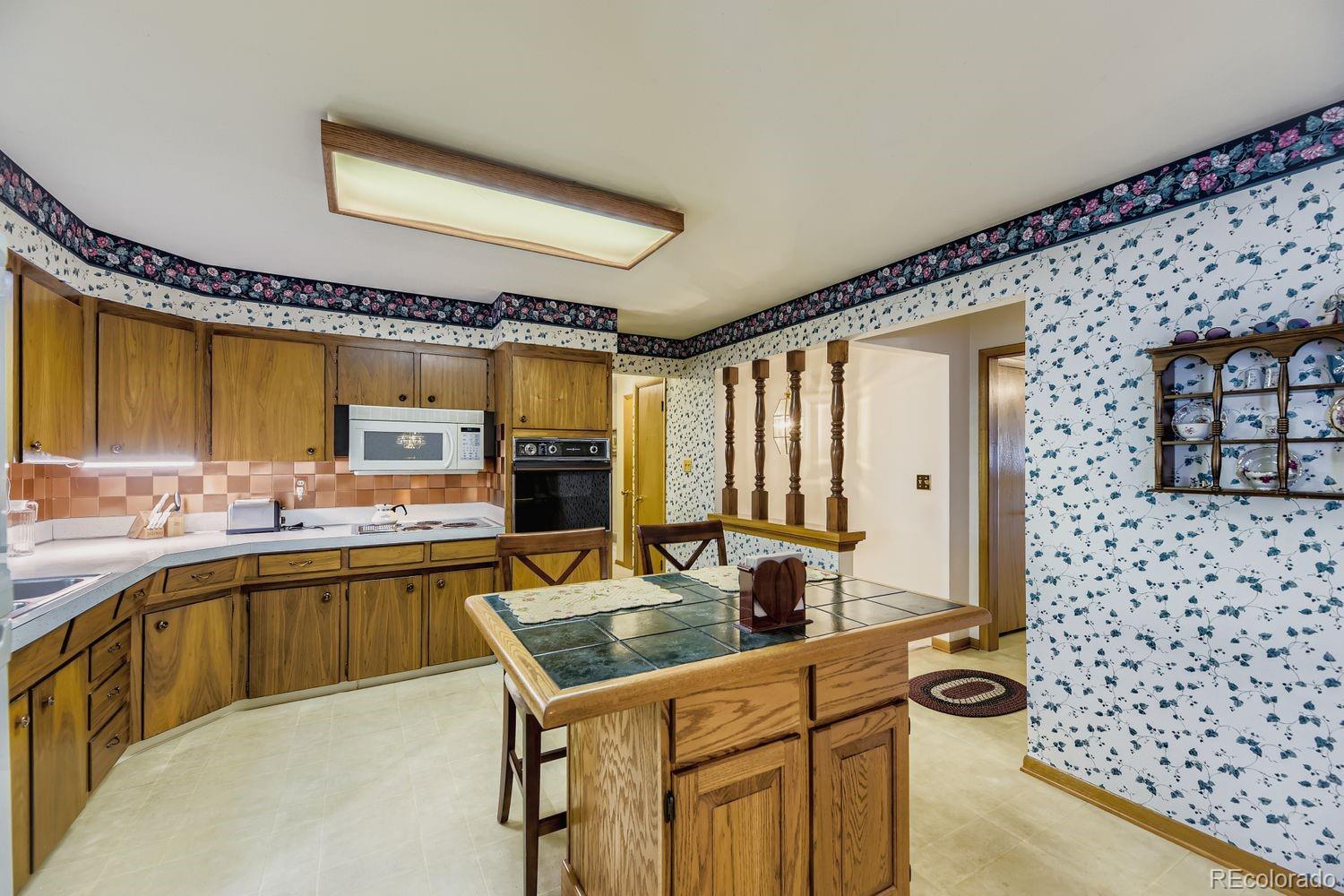 223 Nome Street Aurora CO 80010