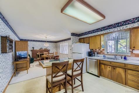 223 Nome Street Aurora CO 80010