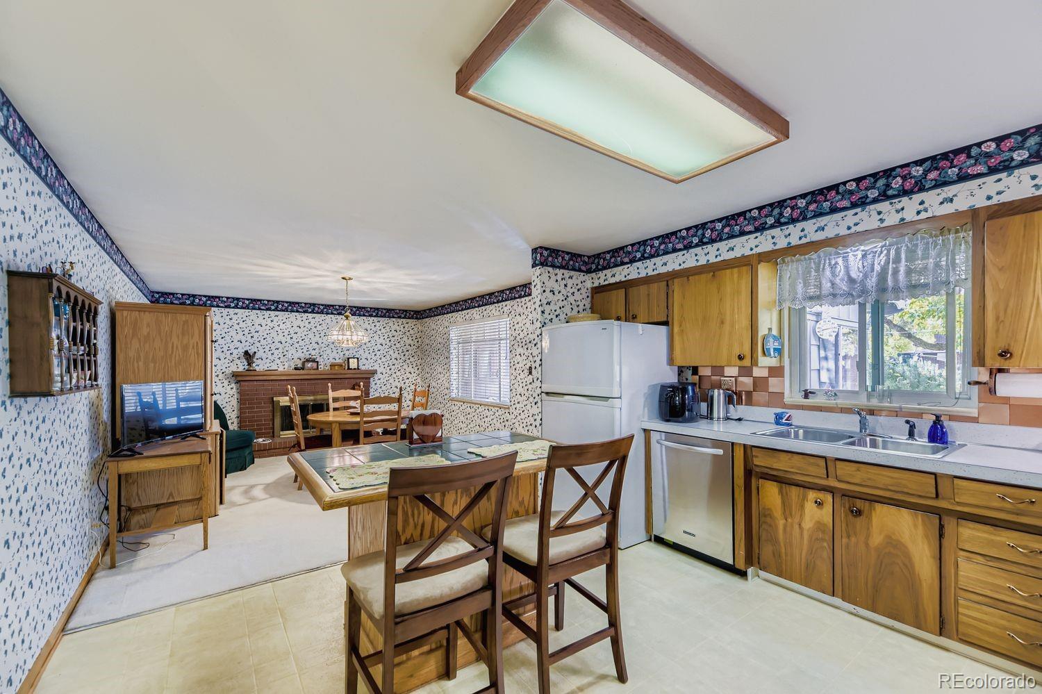 223 Nome Street Aurora CO 80010