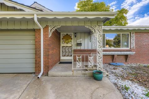 223 Nome Street Aurora CO 80010