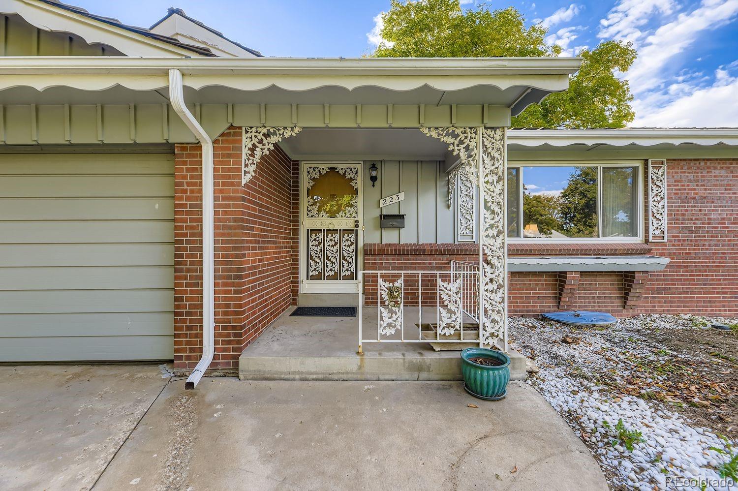 223 Nome Street Aurora CO 80010