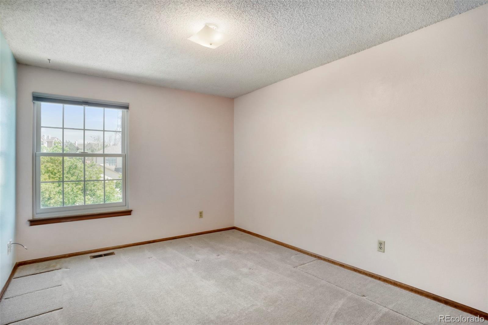 2215 S Zeno Street Aurora CO 80013