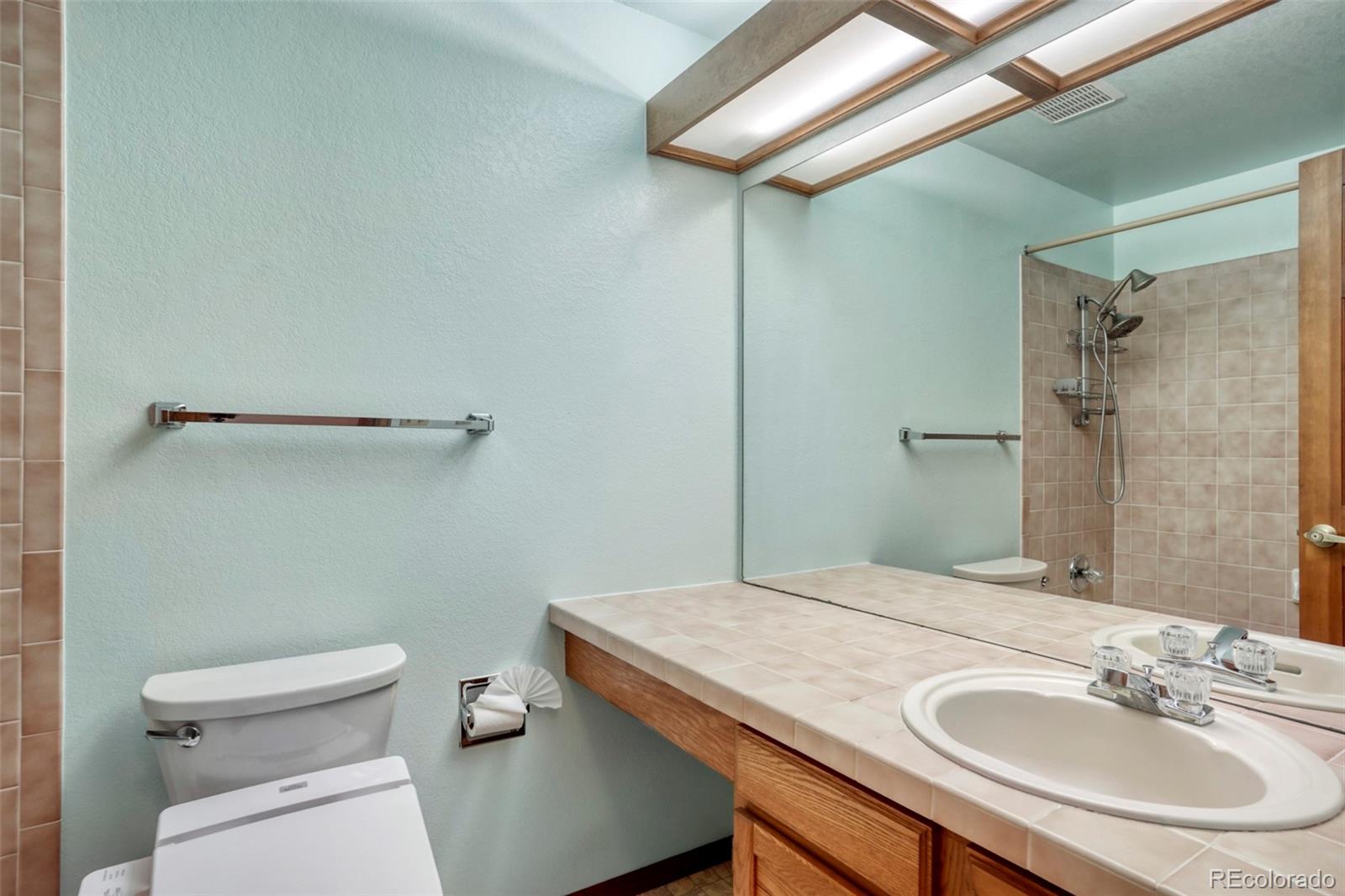2215 S Zeno Street Aurora CO 80013